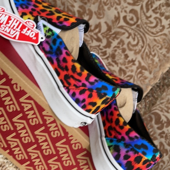 Vans Classic Slip On Rainbow/spot/leopard WMNS - Picture 15 of 16